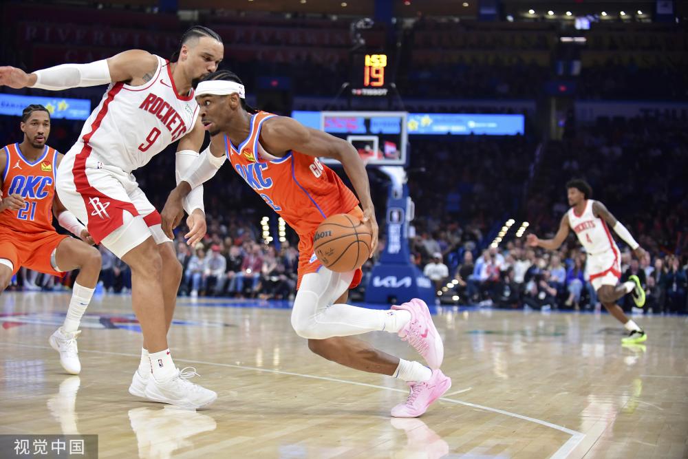 的场地上比 的场地上比