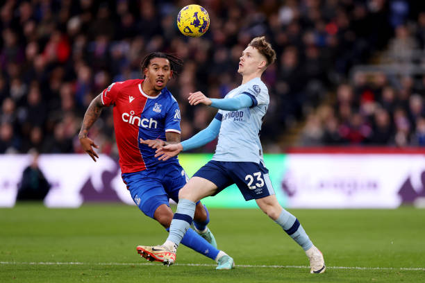 试图快步攀 试图快步攀